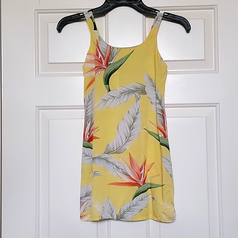Bishop St. Apparel sleeveless blouse